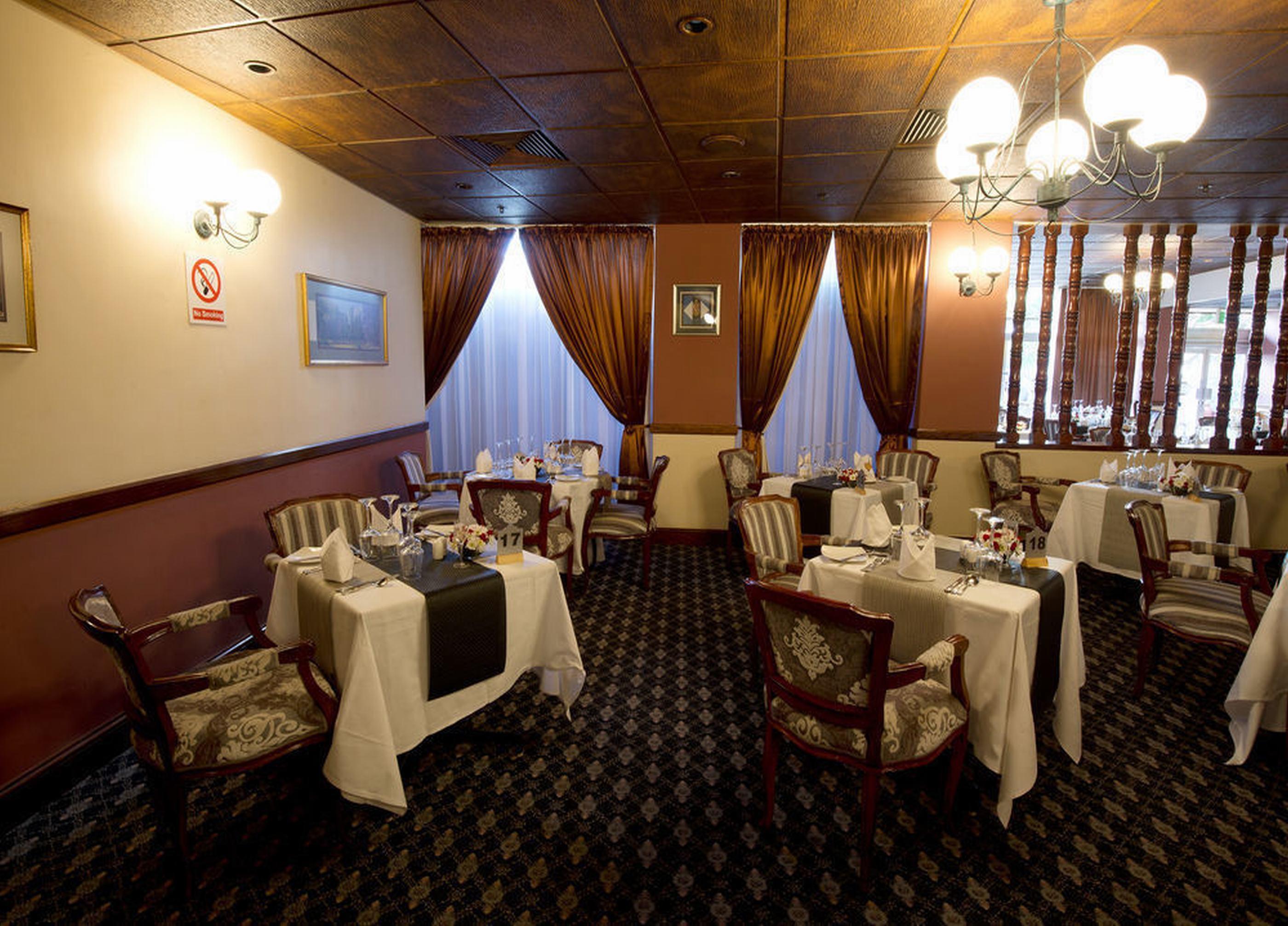 Monomotapa Hotel Хараре Екстериор снимка