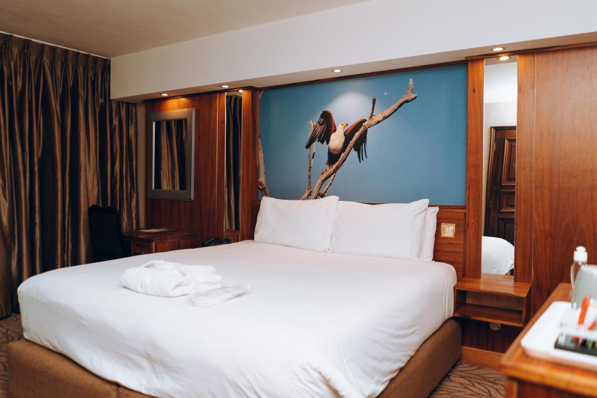 Monomotapa Hotel Хараре Екстериор снимка