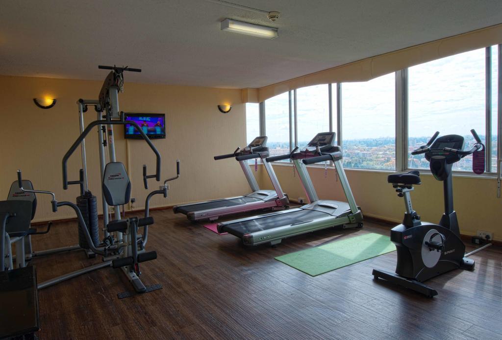 Monomotapa Hotel Хараре Екстериор снимка